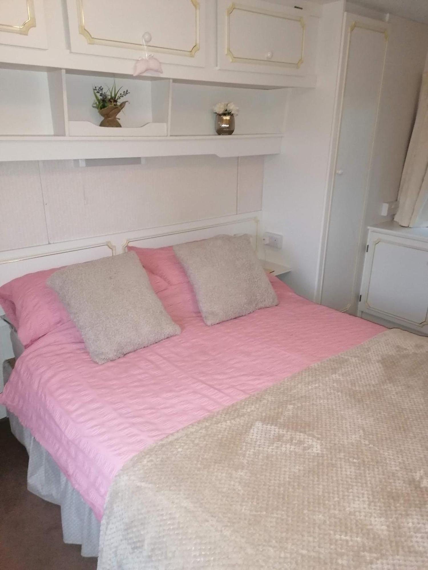 Apartment Poplar Log Caravan